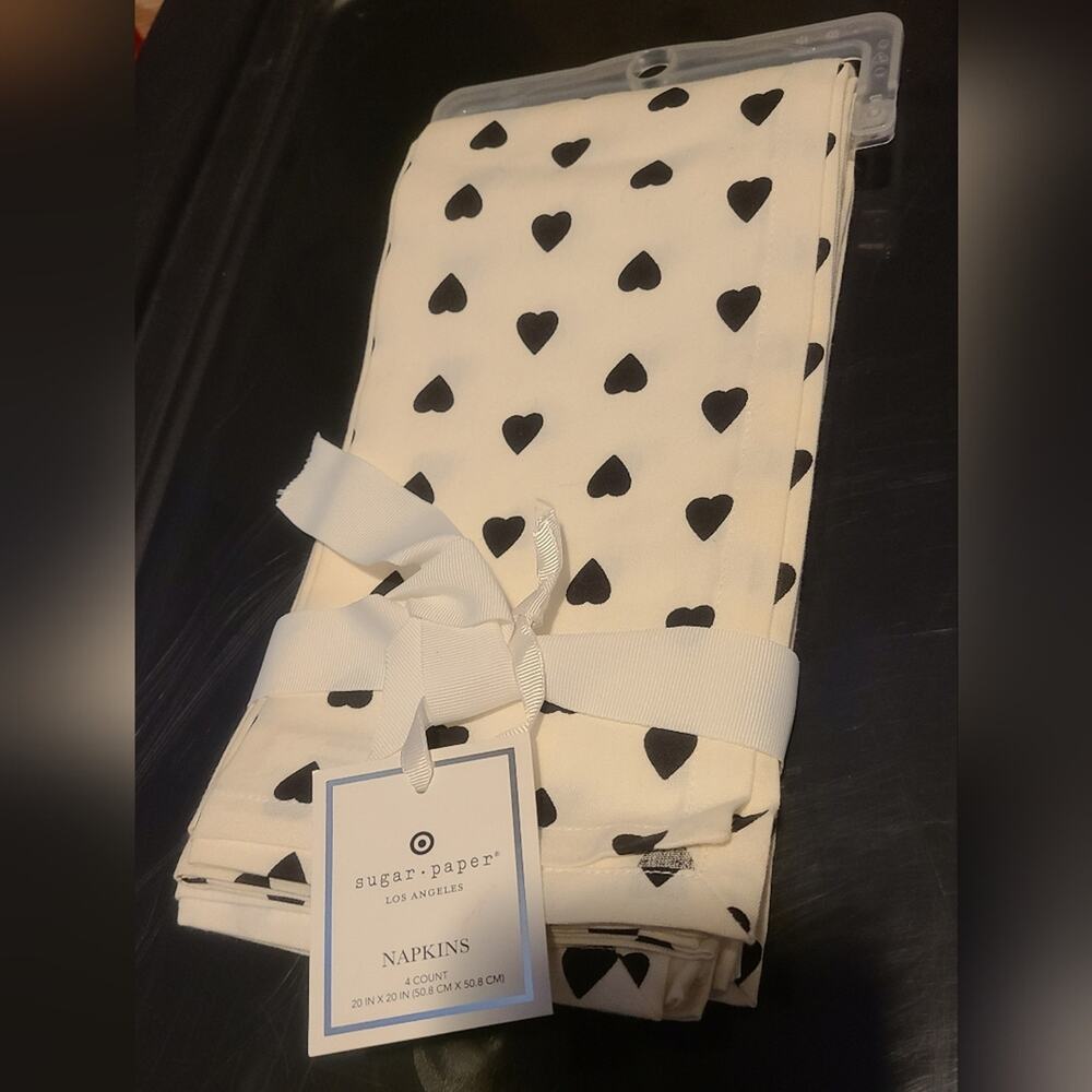 5/$30 Sugar Paper Heart Polka Dot Decorative Cloth Napkins 4-Pack.